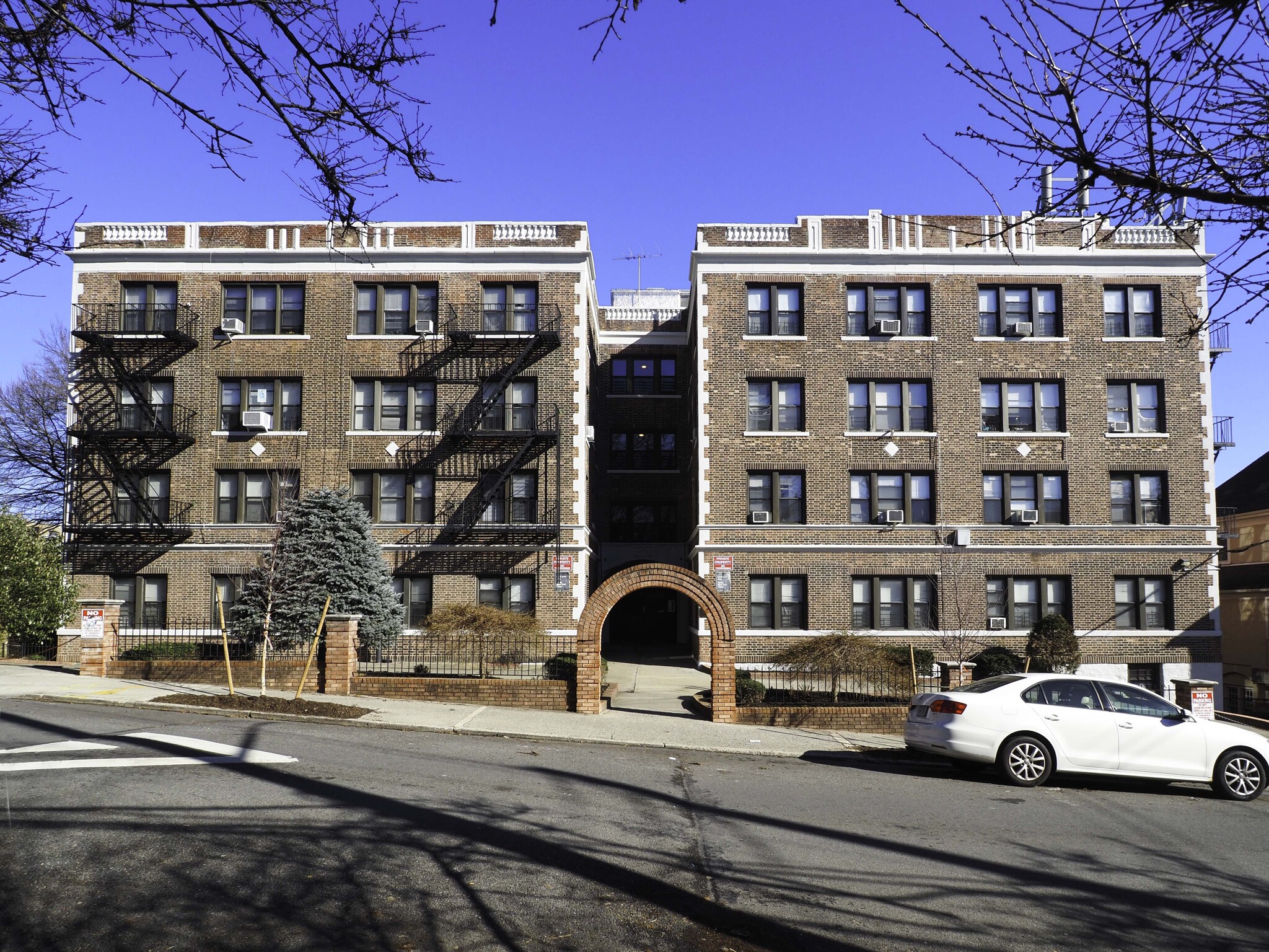 25 Sherman Ave, Staten Island, NY à vendre Photo du bâtiment- Image 1 de 22