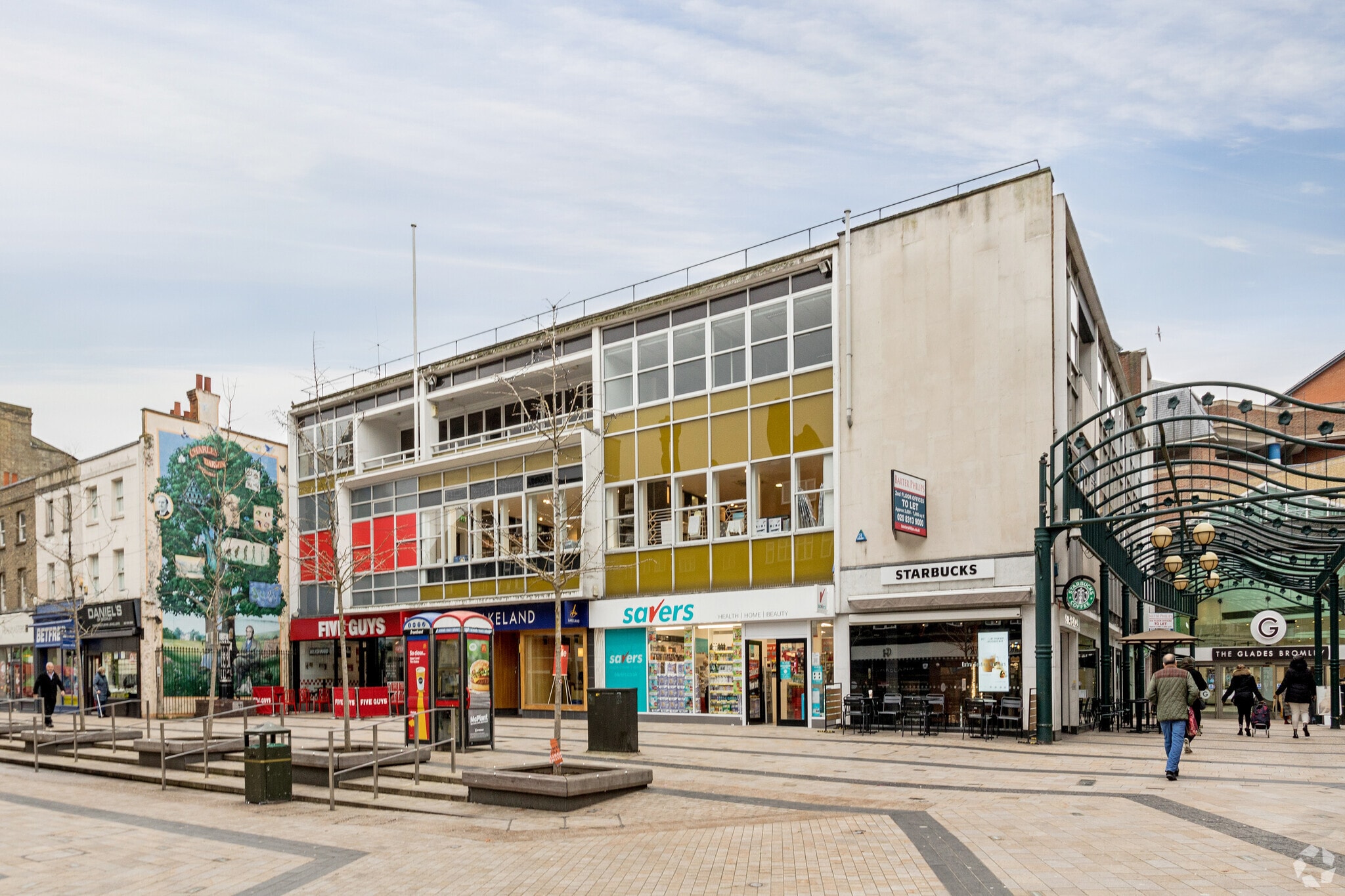 20-25 Market Sq, Bromley for lease Primary Photo- Image 1 of 5
