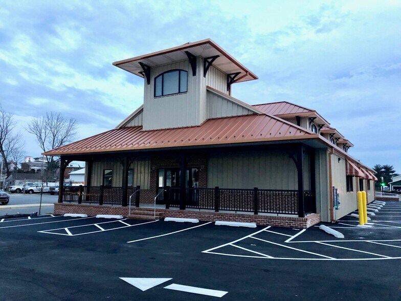 225 W Main St, Middletown, DE à louer - Photo principale - Image 1 de 6