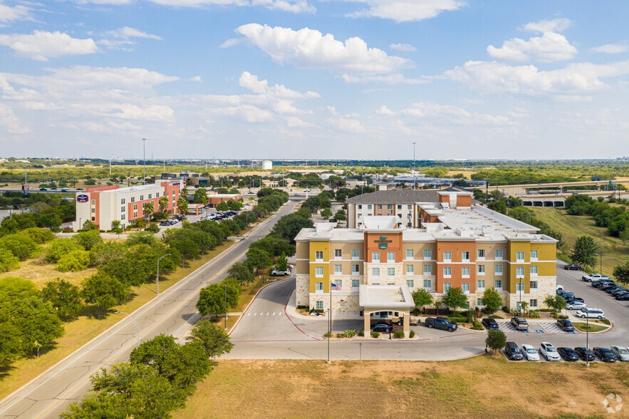 138 Richland Hills Dr, San Antonio, TX for sale - Building Photo - Image 3 of 4