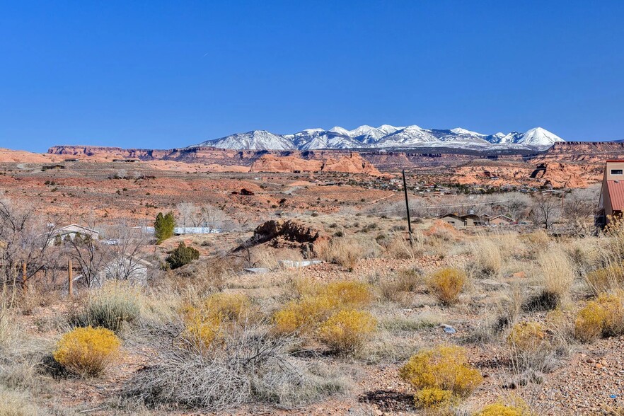 1801 Skyline Dr, Moab, UT à vendre - Photo du b timent - Image 2 de 12