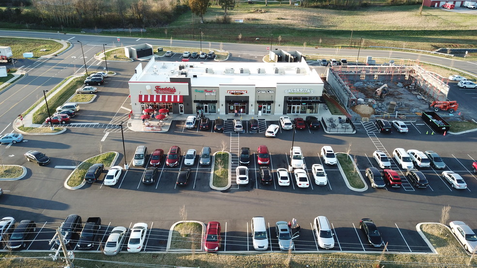 4320 W Andrew Johnson Hwy, Morristown, TN for sale - Building Photo - Image 1 of 1