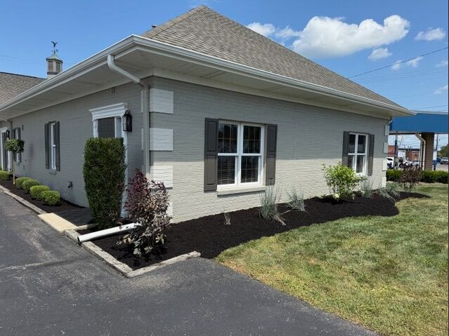 211 Kenbrook Dr, Vandalia, OH à louer - Photo du bâtiment - Image 2 de 17