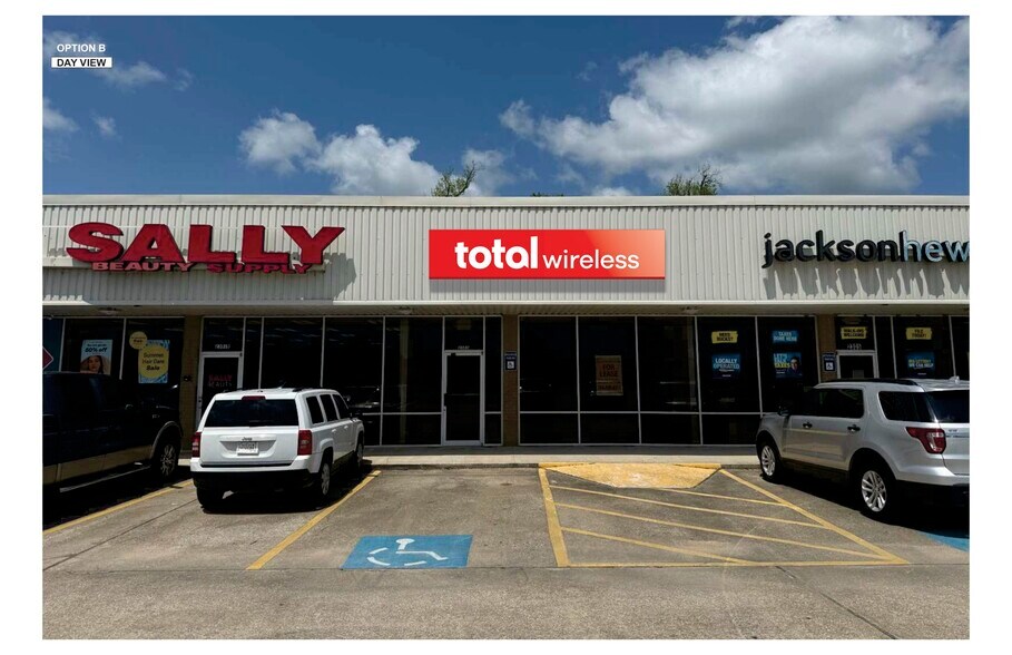 2321 N Main St, Liberty, TX à louer - Photo du bâtiment - Image 2 de 8