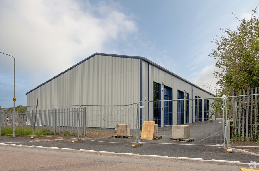 Crew Ln, Southwell for lease - Building Photo - Image 2 of 3