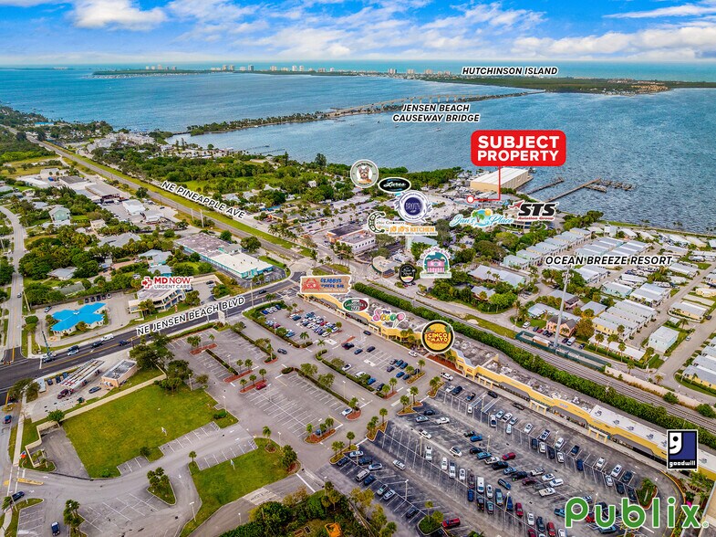 3290 NE Indian River Dr, Jensen Beach, FL à louer - Photo du bâtiment - Image 2 de 7