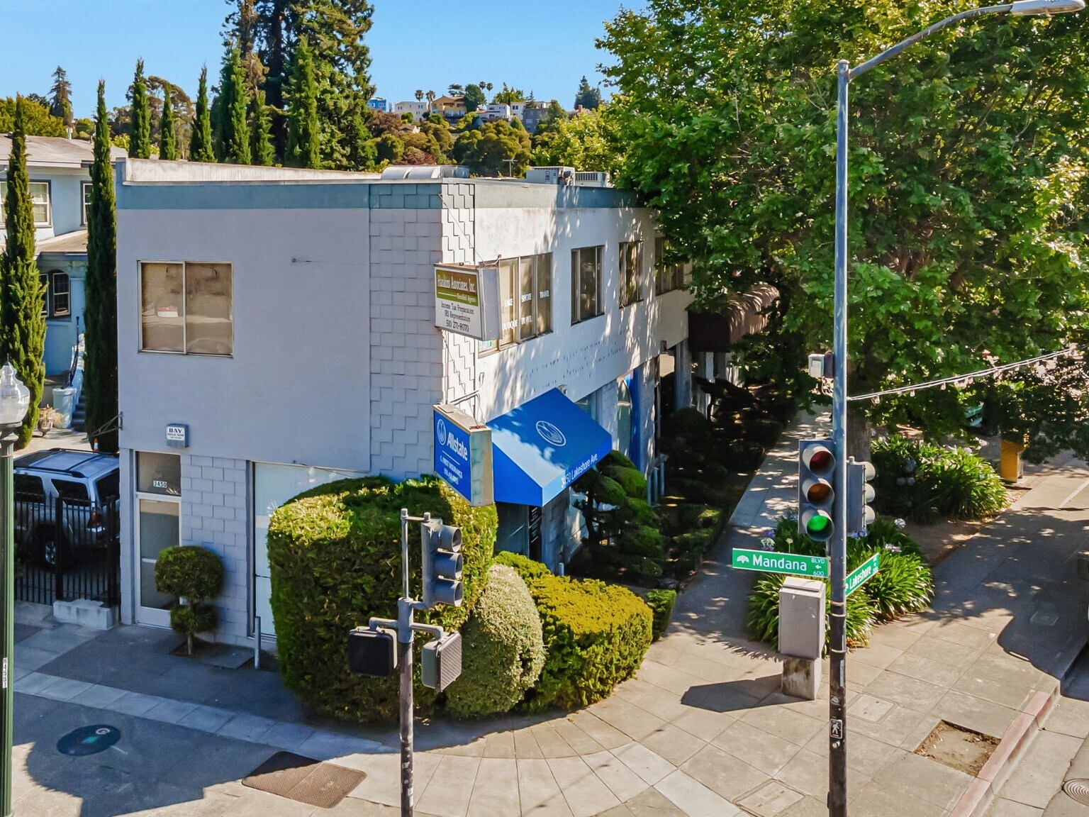 3450 Lakeshore Ave, Oakland, CA à vendre Photo du bâtiment- Image 1 de 1