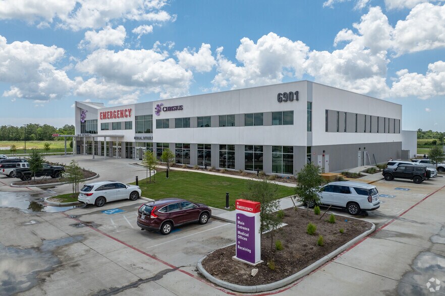 6901 Medical Center Dr, Orange, TX à louer - Photo du bâtiment - Image 2 de 5