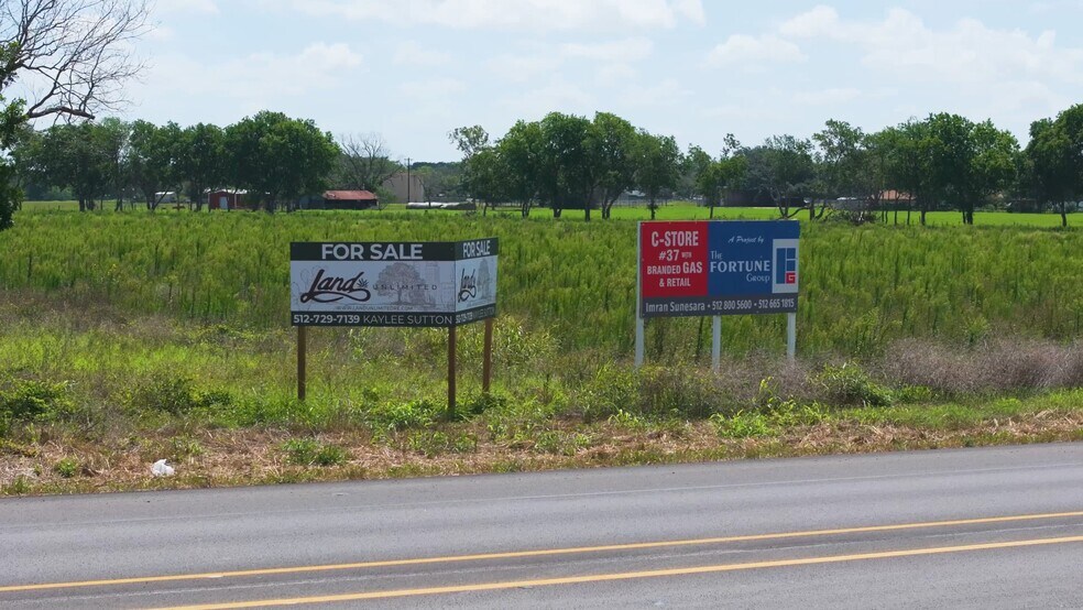 7201 FM725, McQueeney, TX à vendre - Vidéo sur l’inscription commerciale - Image 2 de 36