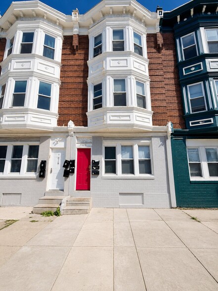 7020 Woodland Ave, Philadelphia, PA for sale - Building Photo - Image 1 of 44