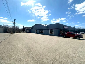 240 Roosevelt Ave E, Battle Creek, MI for lease Building Photo- Image 1 of 6