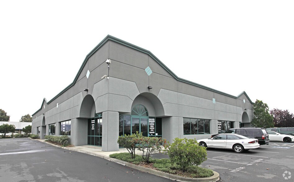 6520-6540 Central Ave, Newark, CA à vendre - Photo du bâtiment - Image 2 de 11