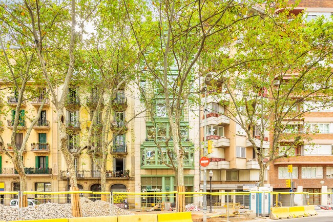 Plus de détails pour Avinguda Diagonal, 309, Barcelone - Bureau à louer