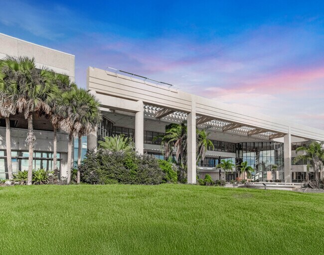 Plus de détails pour 555 Lake Border Dr, Apopka, FL - Bureau à vendre