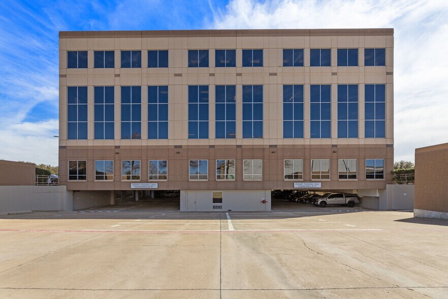 6225 N State Highway 161, Irving, TX à louer - Photo du bâtiment - Image 3 de 8