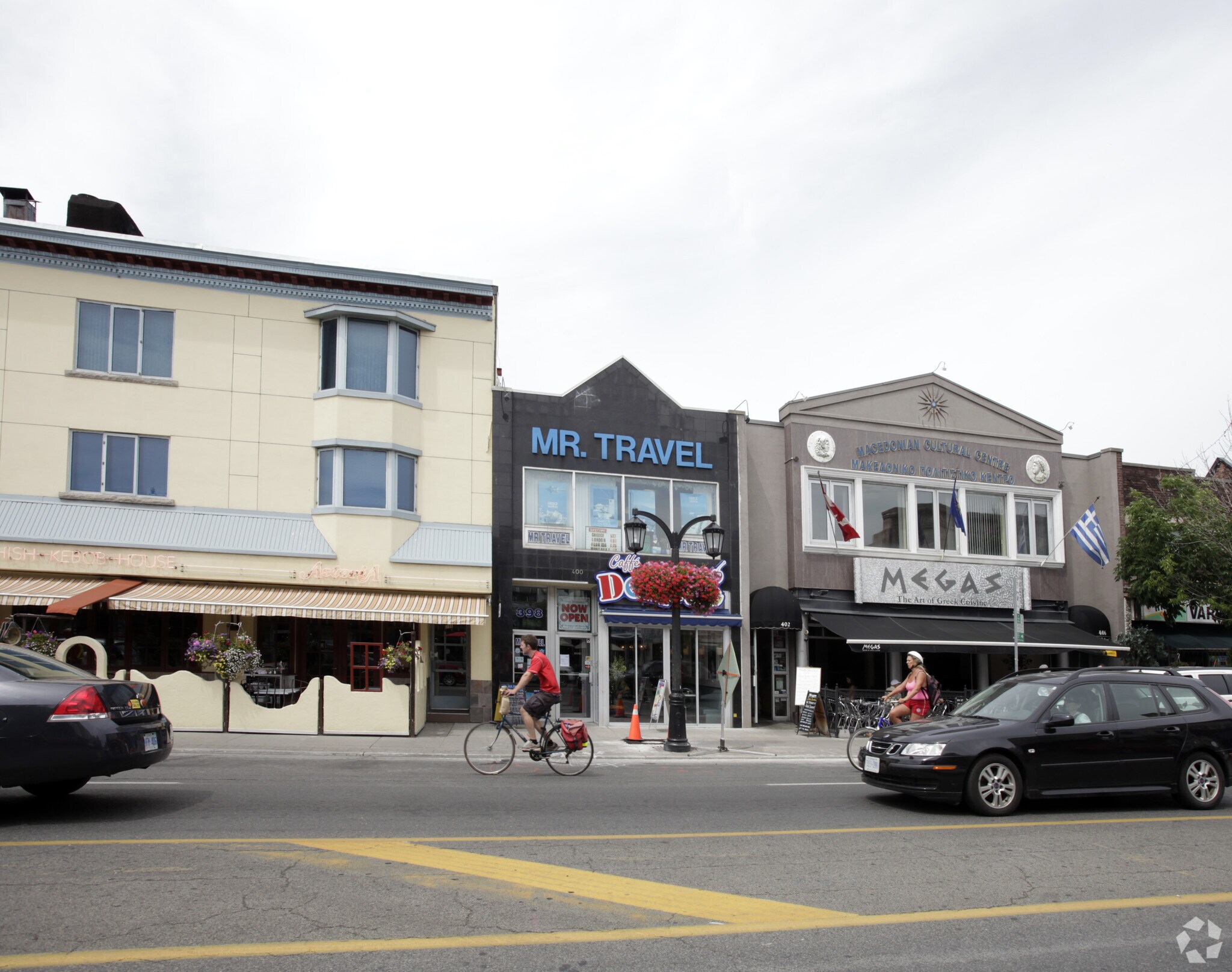 398-400 Danforth Ave, Toronto, ON à vendre Photo principale- Image 1 de 1