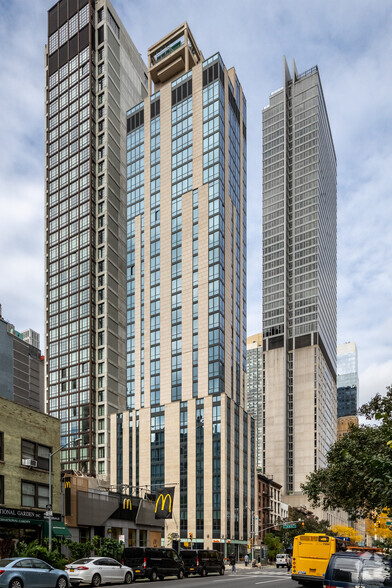 815 Avenue of the Americas, New York, NY à vendre - Photo principale - Image 1 de 1