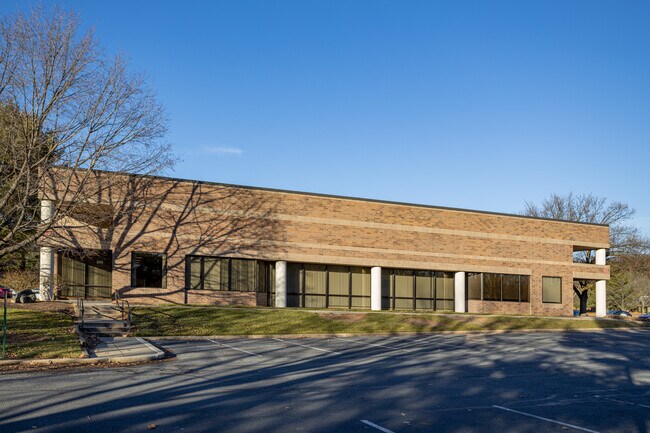 Plus de détails pour 1510 Valley Center Pky, Bethlehem, PA - Bureau/Médical à louer