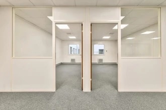 163 Rue De La Belle Etoile, Roissy-en-France for lease Interior Photo- Image 1 of 9