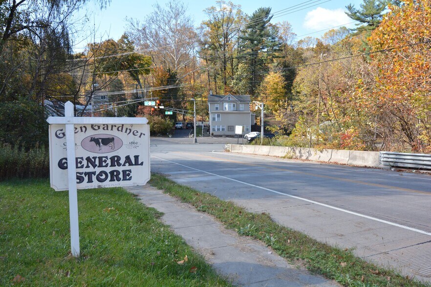 58 Main St, Glen Gardner, NJ à vendre - Photo du bâtiment - Image 2 de 20