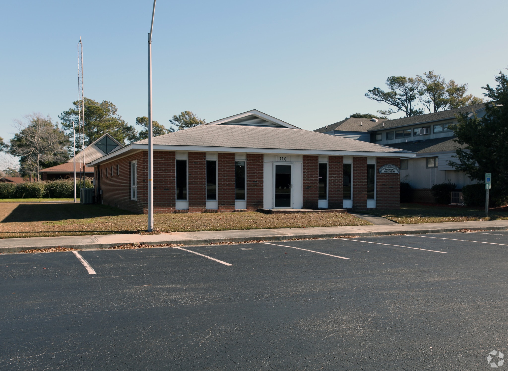 210 Penny Ln, Morehead City, NC for lease Primary Photo- Image 1 of 3