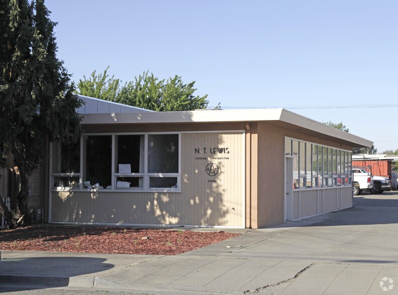 25001 O'Neil Ave, Hayward, CA à vendre - Photo du bâtiment - Image 3 de 4