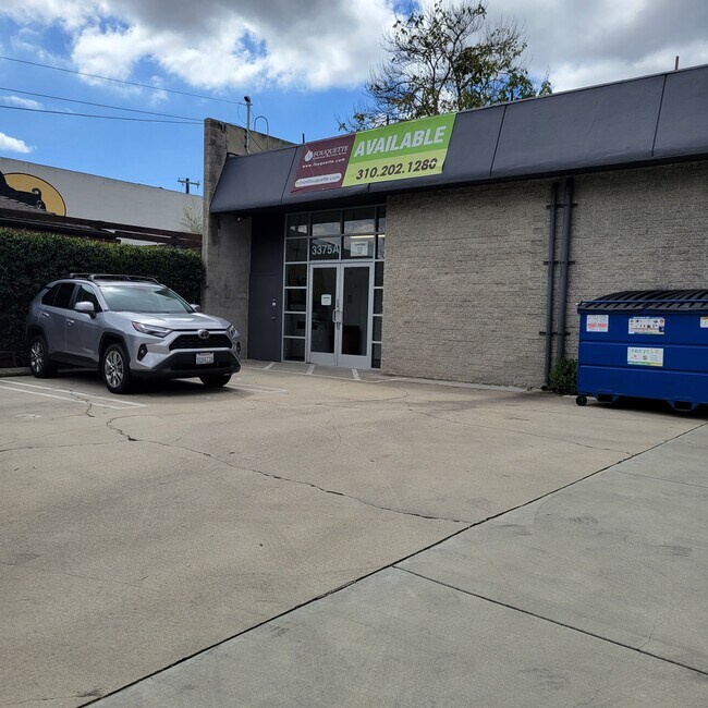 Plus de détails pour 3375 Robertson Pl, Los Angeles, CA - Local d'activités à louer