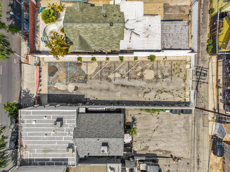 7517 Santa Monica Blvd, West Hollywood, CA for sale - Aerial - Image 2 of 3