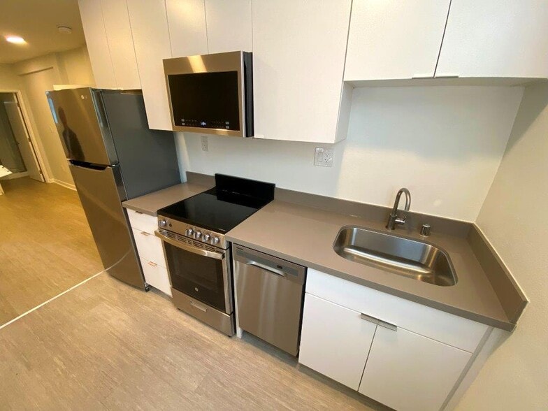 677 Ellis St, San Francisco, CA for sale - Interior Photo - Image 3 of 14