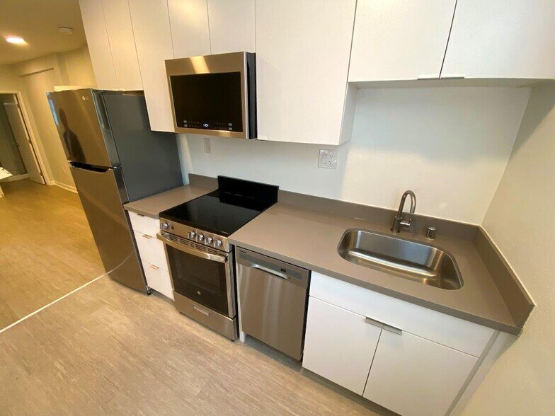 677 Ellis St, San Francisco, CA à vendre - Photo intérieure - Image 3 de 14