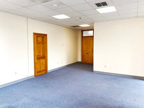 6-10 High St, Medford, MA for lease Interior Photo- Image 2 of 10