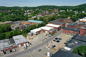 11 Oakland St, Amesbury, MA - AERIAL  map view
