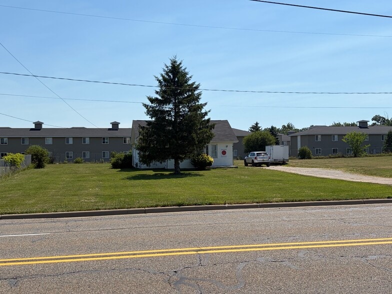 4205 S Isabella Rd, Mount Pleasant, MI à vendre - Photo du bâtiment - Image 1 de 7
