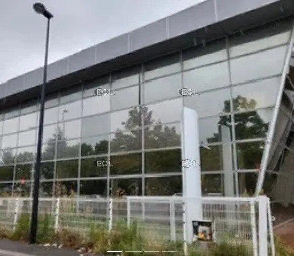 Bureau dans Champigny-sur-Marne à louer - Photo du bâtiment - Image 1 de 4