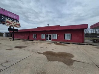 Plus de détails pour 401 S Chouteau Ave, Chouteau, OK - Vente au détail à vendre