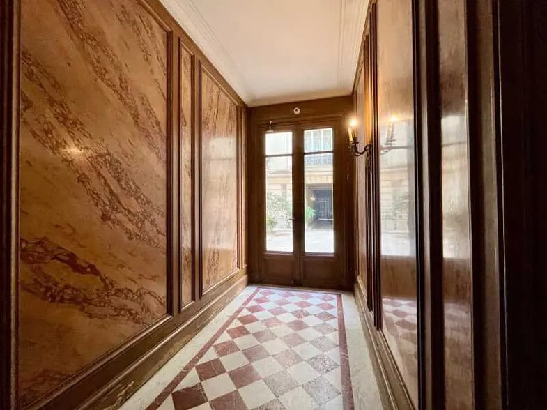 30 Rue Boissière, Paris à louer - Photo du bâtiment - Image 2 de 8