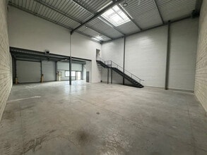 Flex in Aulnay-sous-Bois for lease Interior Photo- Image 2 of 8