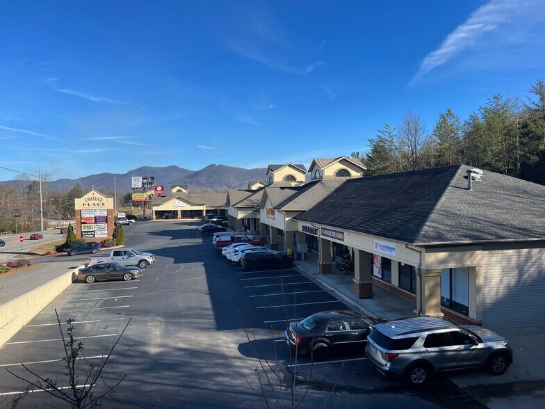 1620 Highway 76 W, Hiawassee, GA à louer - Photo du bâtiment - Image 3 de 21