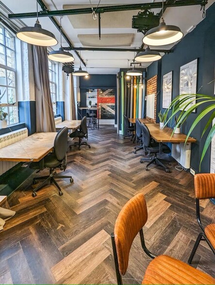 Plantain Pl, London for lease - Building Photo - Image 1 of 11