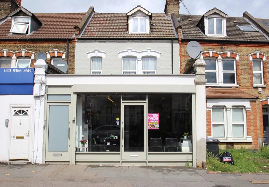 121 St. Marks Rd, Enfield, LND EN1 1BJ - Unit 121 -  - Interior Photo - Image 1 of 1