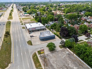 14222 Fort St, Southgate, MI for lease Interior Photo- Image 2 of 34