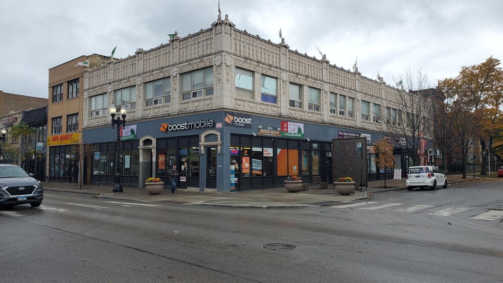 2325 W Devon Ave, Chicago, IL for sale - Building Photo - Image 1 of 1