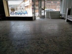 Retail in Segovia, Segovia for lease Interior Photo- Image 2 of 7