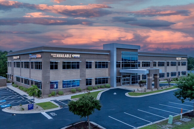 Plus de détails pour 2000 Brabham Ave, Jacksonville, NC - Médical à louer