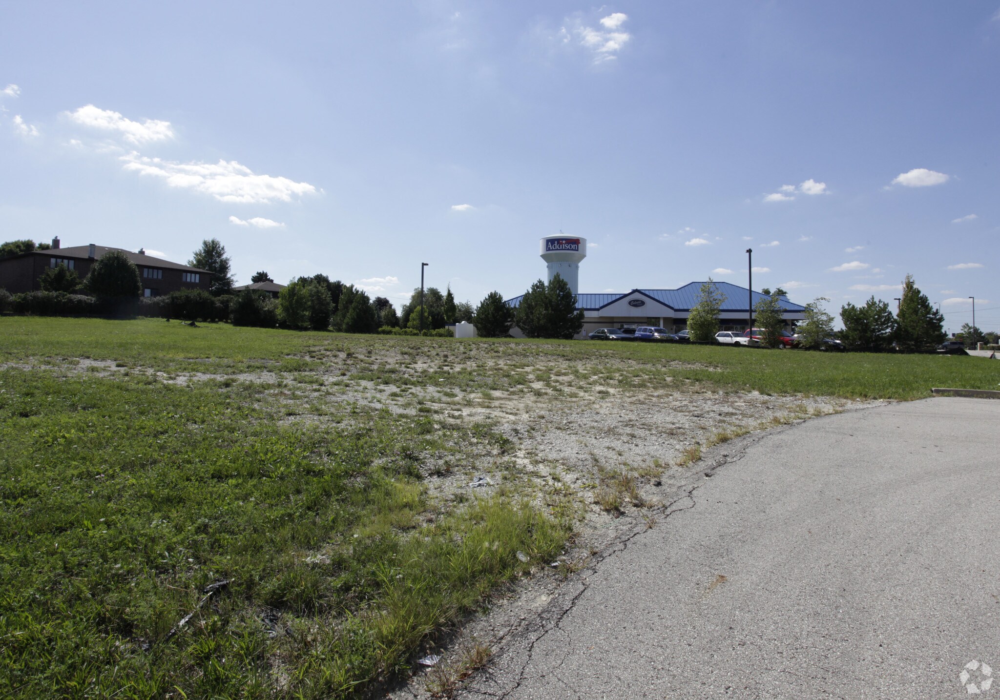 SEC Lake St, Addison, IL à vendre Photo principale- Image 1 de 3