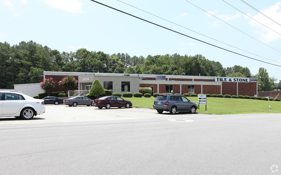 6354 Warren Dr, Norcross, GA for sale - Primary Photo - Image 1 of 35