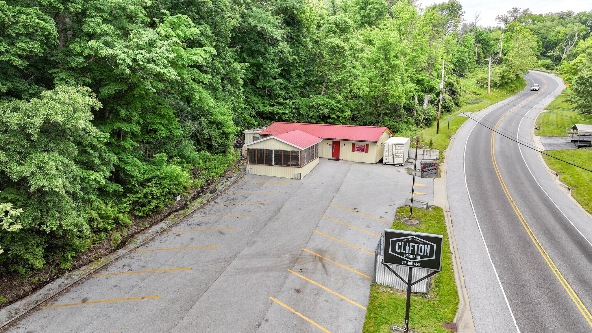 4922 Clifton Terrace Rd, Godfrey, IL for sale Primary Photo- Image 1 of 1