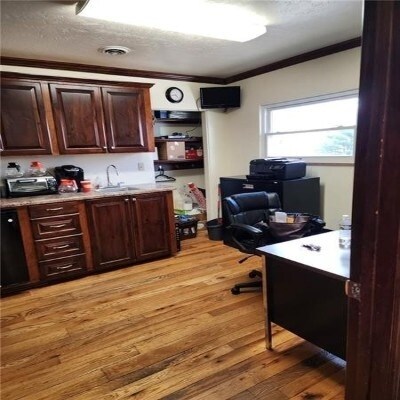 132 Pittsburgh St, Saxonburg, PA à louer - Photo du bâtiment - Image 3 de 10