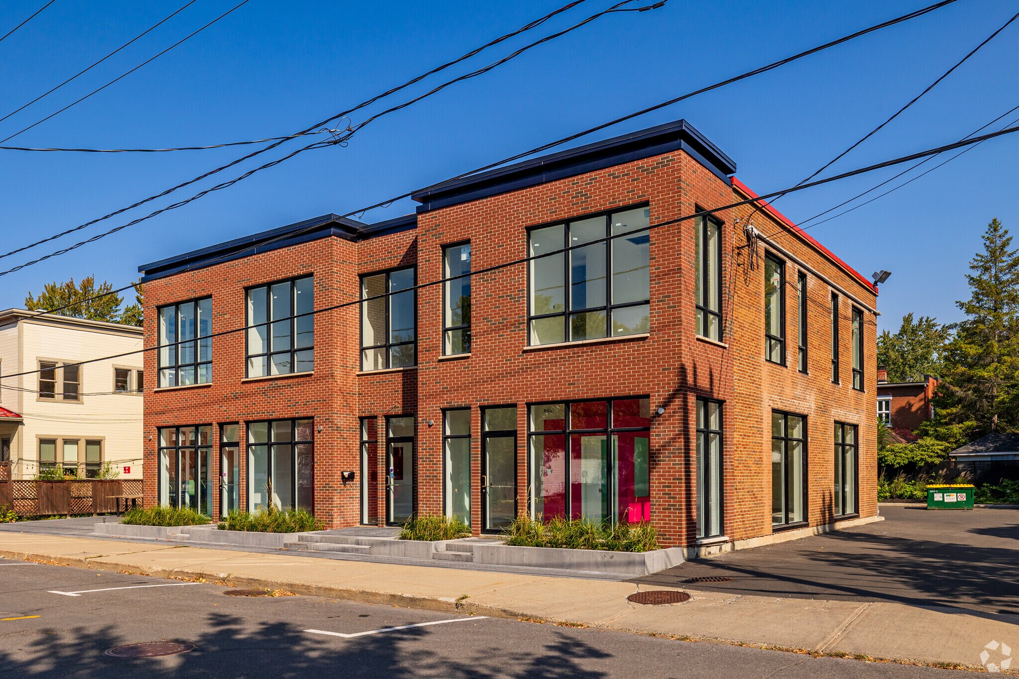 223 Rue Saint-Jean, Longueuil, QC for sale Building Photo- Image 1 of 1