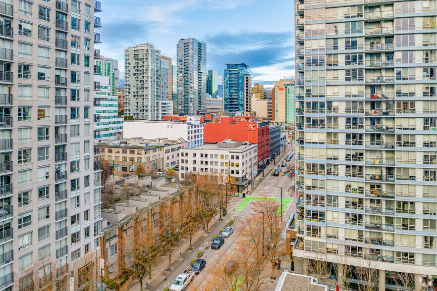 101 Smithe St, Vancouver, BC à louer - Photo du bâtiment - Image 3 de 3